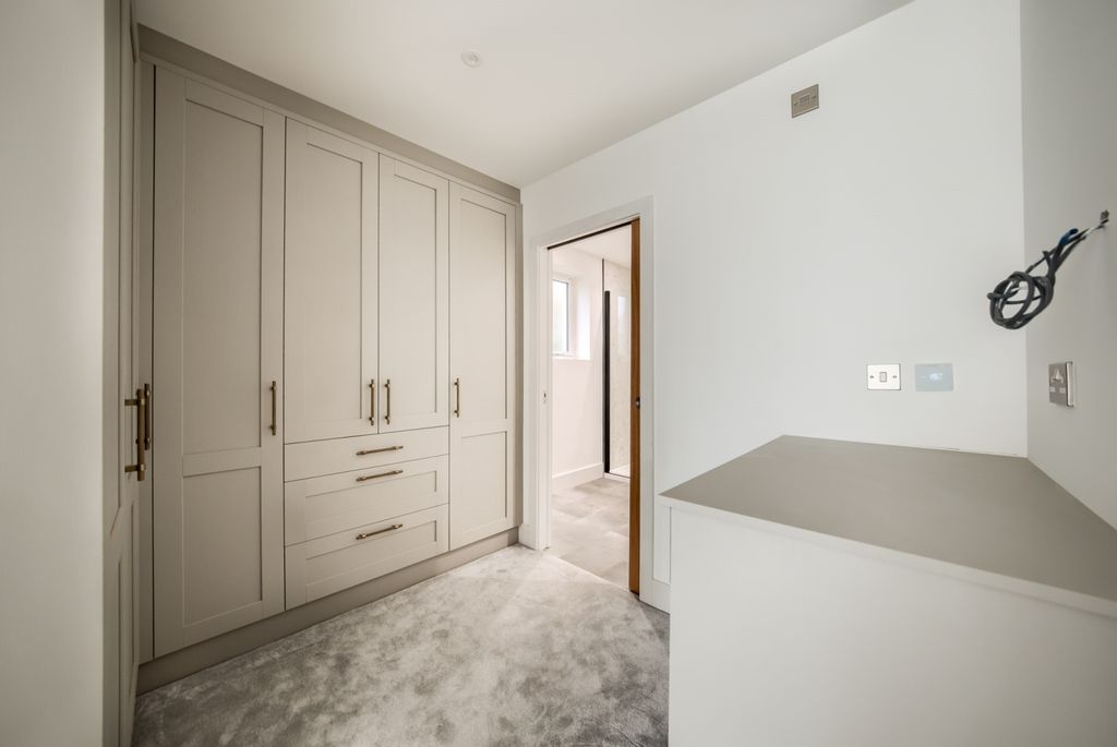 Additional image 17 of 2 bed flat for saleFlat 1, Benson Road, Stratford-Upon-Avon CV37
