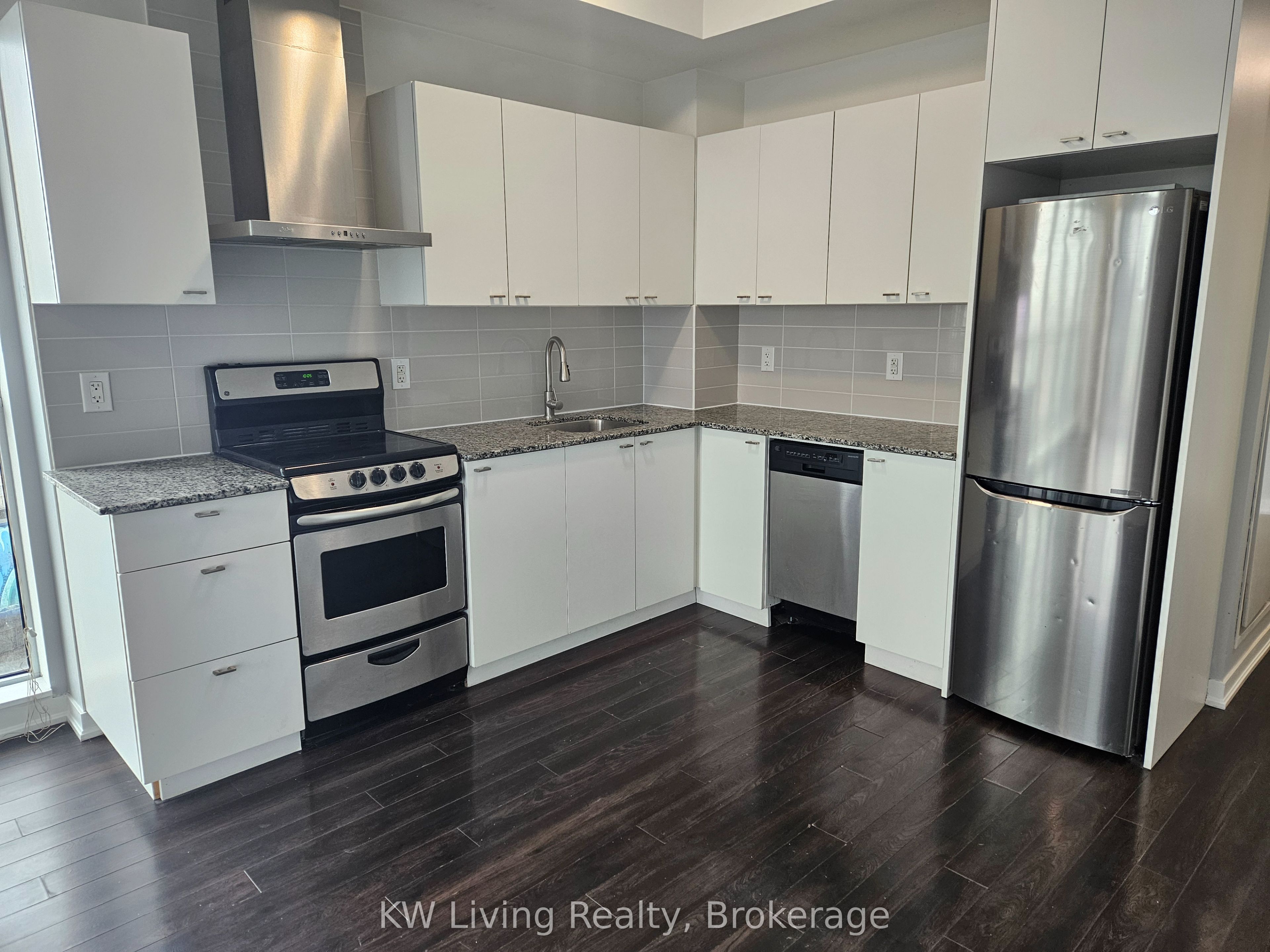 912-51 East Liberty Street, Toronto, ON, M6K 3P8