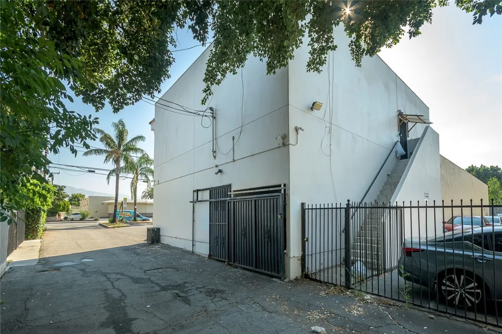 Additional image 7 of 1108 5th St, San Fernando, CA 91340