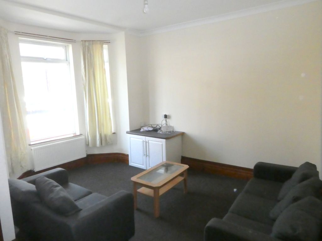 5 bed terraced house to rentHall Road, Rusholme, Manchester M14