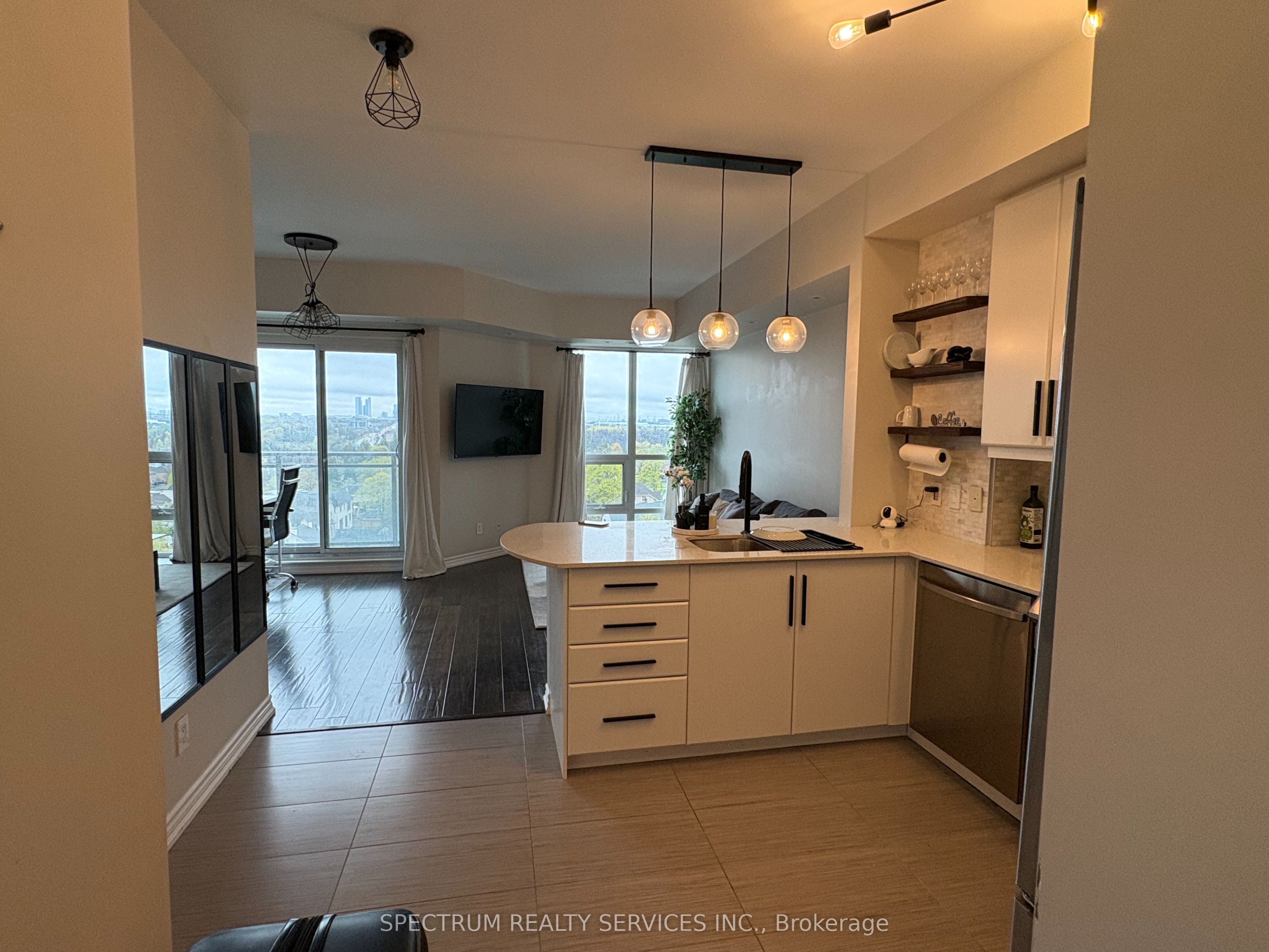 1007-7730 Kipling Avenue, Vaughan, ON, L4L 1Y9