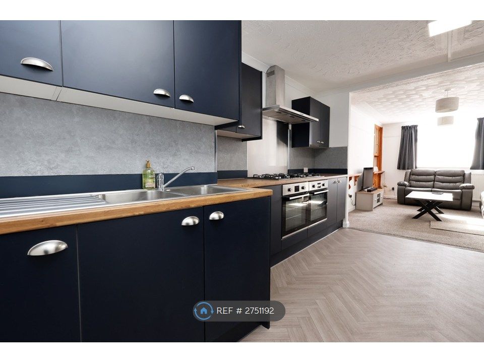 Additional image 4 of Room to rentNew St, Burry Port SA16