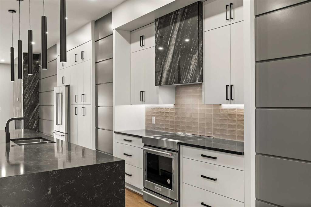 Additional image 4 of 229 27 Avenue NW, Calgary, AB, T2M 2H5