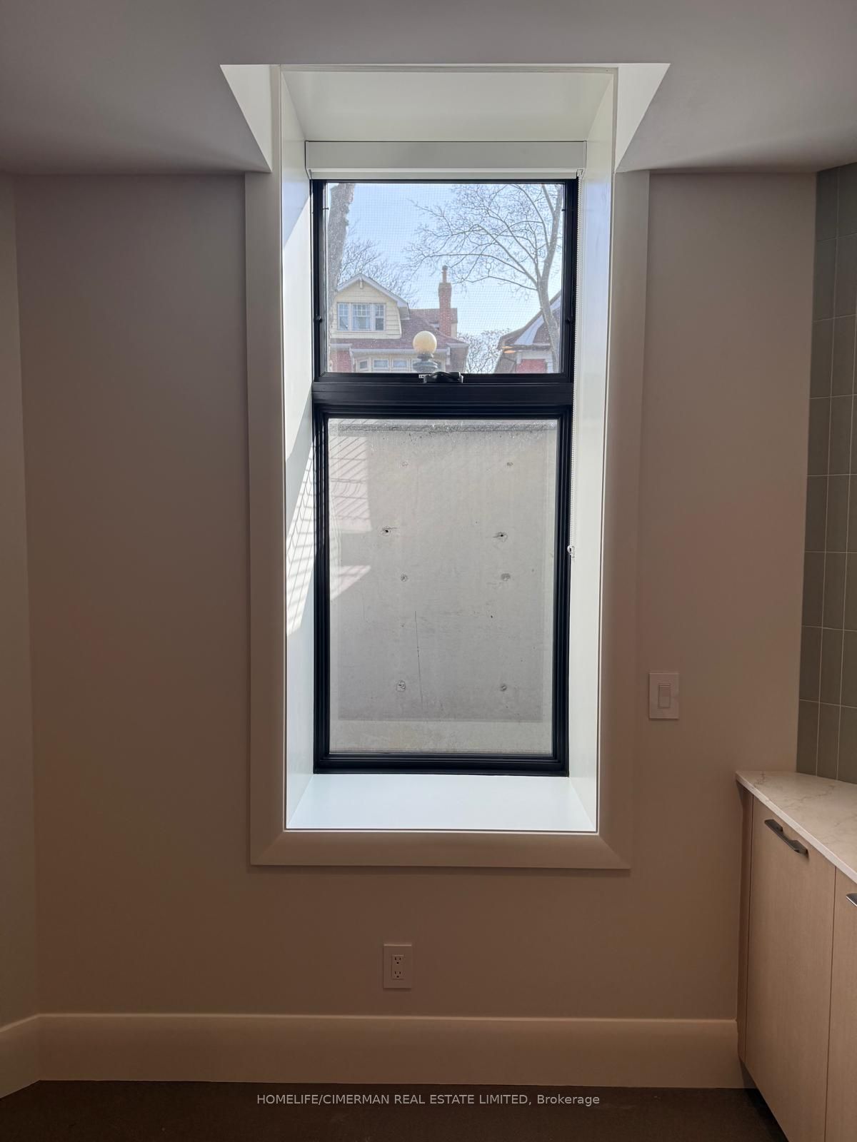Additional image 3 of Lower-328 Palmerston Boulevard, Toronto, ON, M6G 2N6