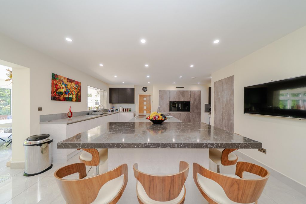 Additional image 5 of 6 bed detached house for saleBarlows Road, Edgbaston B15