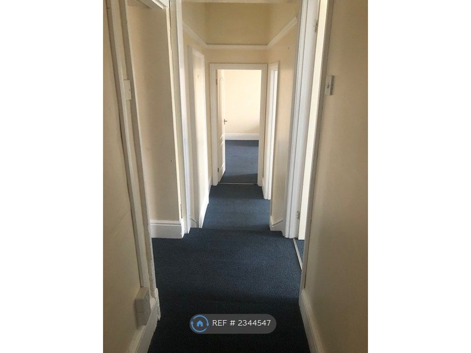 Additional image 6 of 3 bed flat to rentBridge Street, Newcastle Emlyn SA38