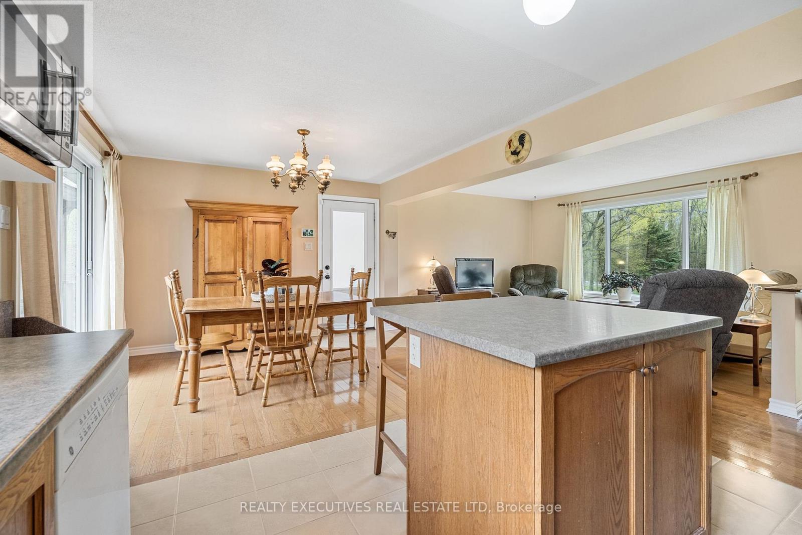 Additional image 6 of 7645 Lawrence Street, Ottawa, ON, K0A3J0