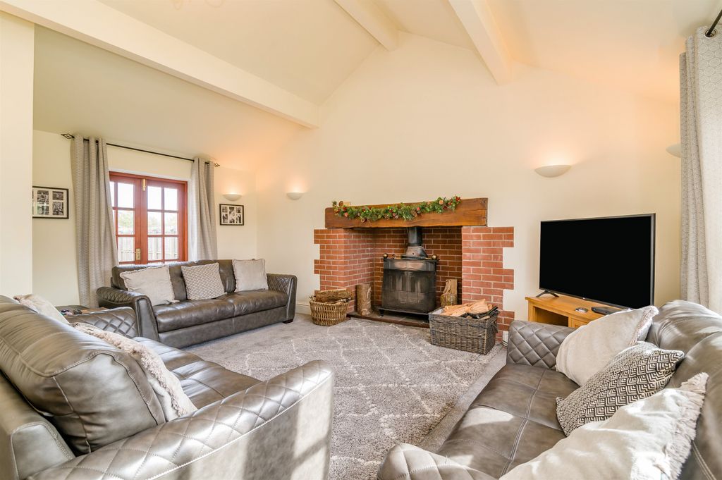 Additional image 4 of 8 bed bungalow for saleLlandenny, Usk, Monmouthshire NP15