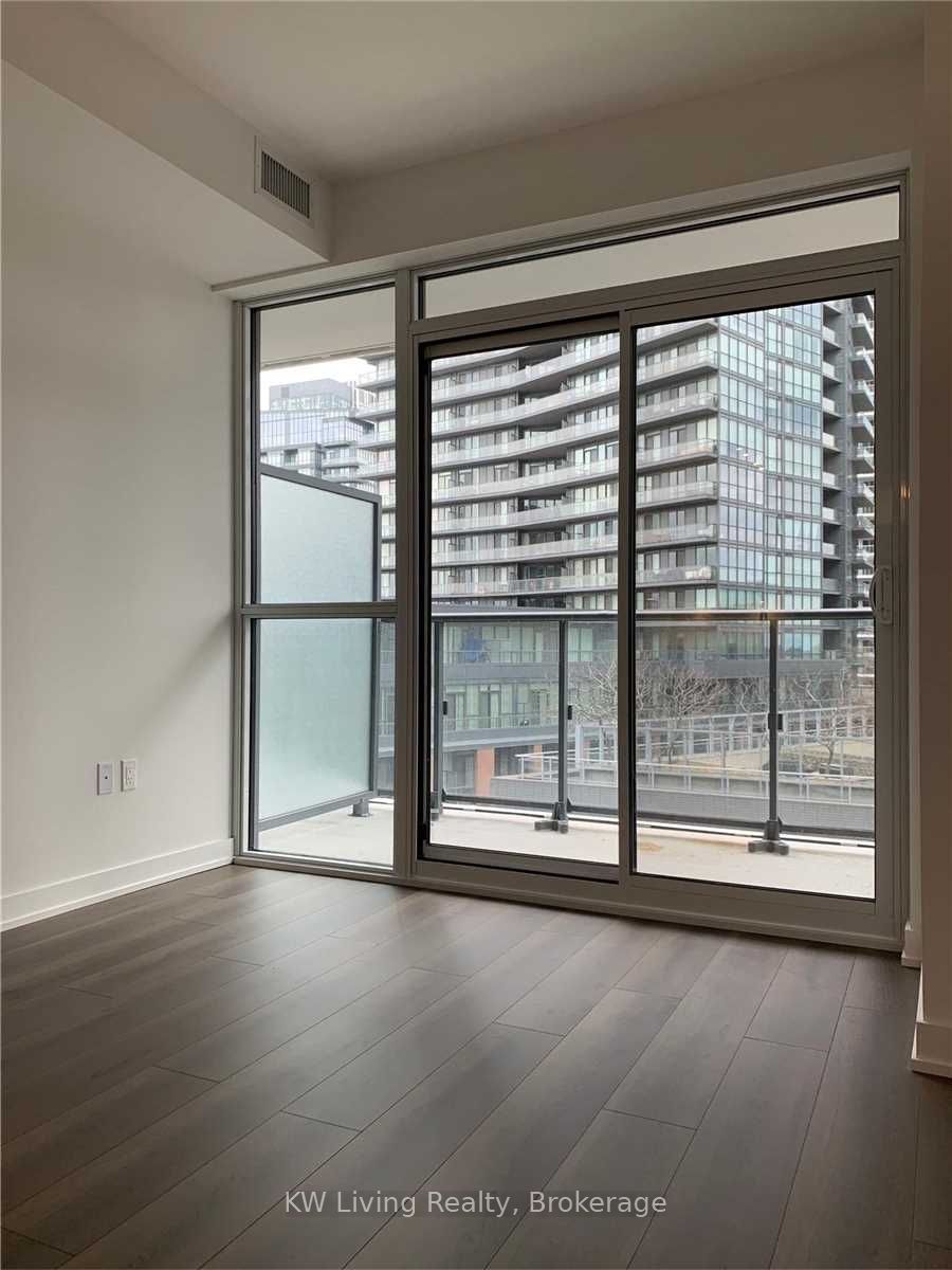 Additional image 3 of 909-38 Iannuzzi Street, Toronto, ON, M6V 0S2