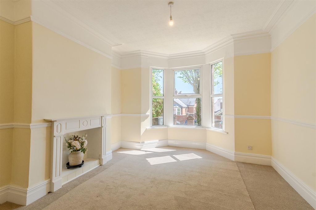 Additional image 2 of 5 bed terraced house for saleRomilly Road, Barry CF62