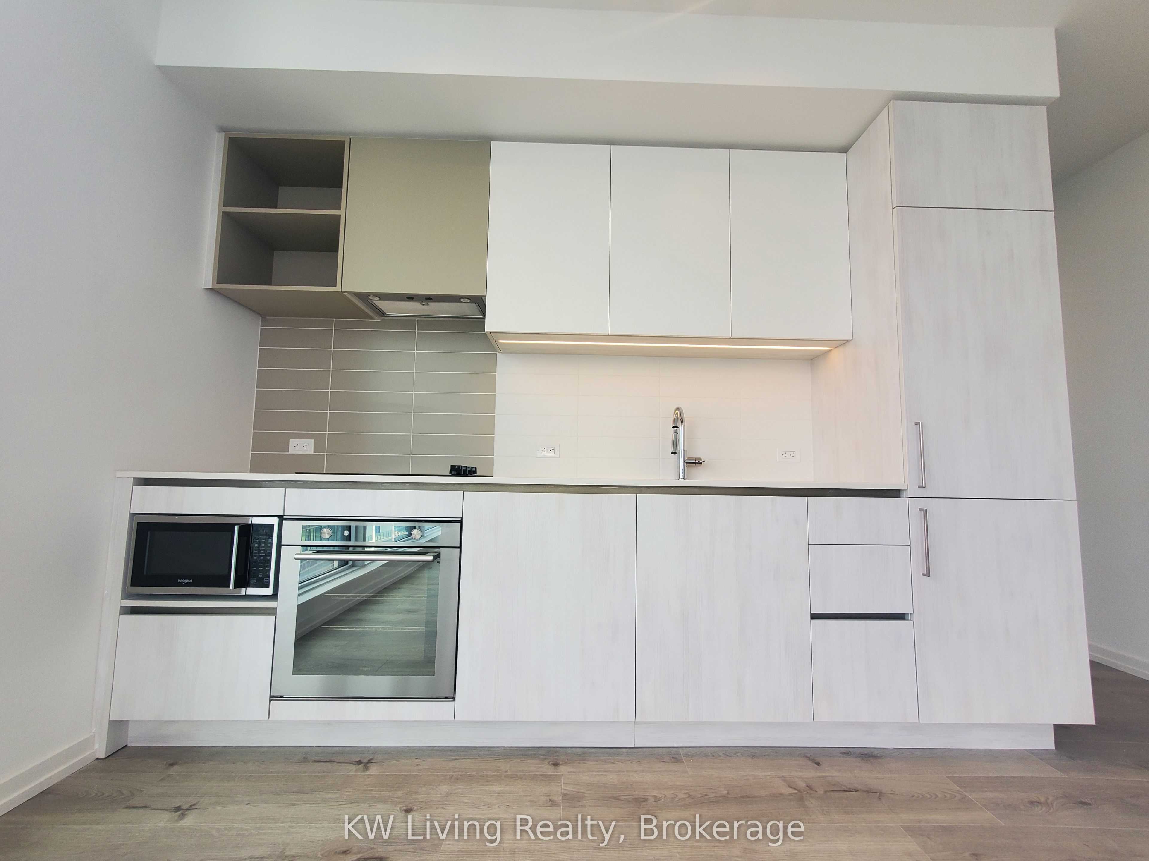 Additional image 3 of PH06-7890 Jane Street, Vaughan, ON, L4K 0K9