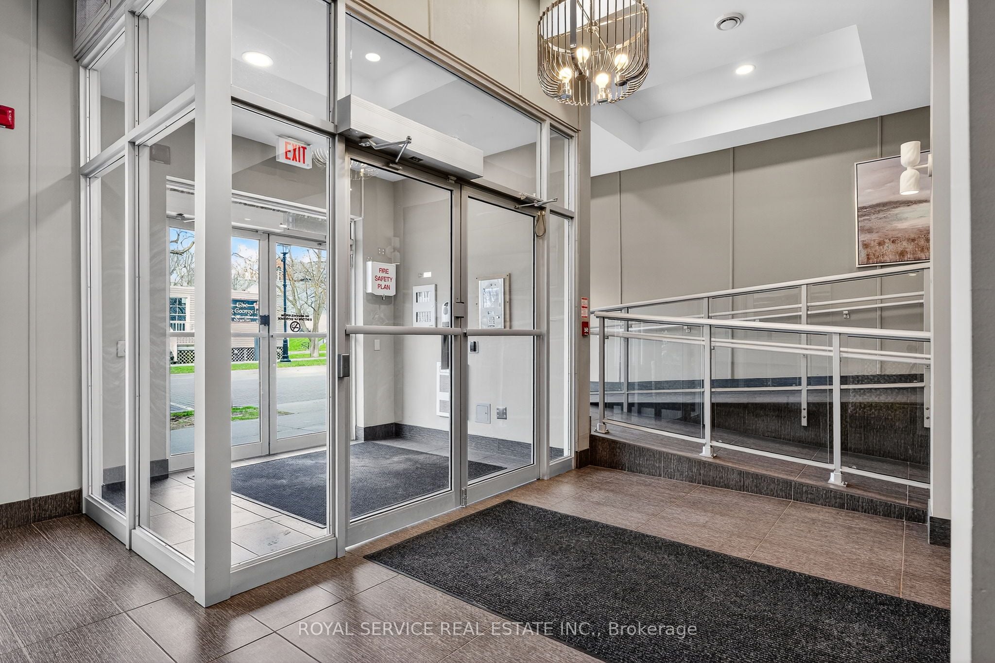 Additional image 2 of 206-148 Third Street, Cobourg, ON, K9A 5X2