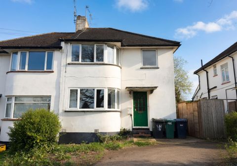 100 Ellesmere Avenue, Mill Hill, London NW7