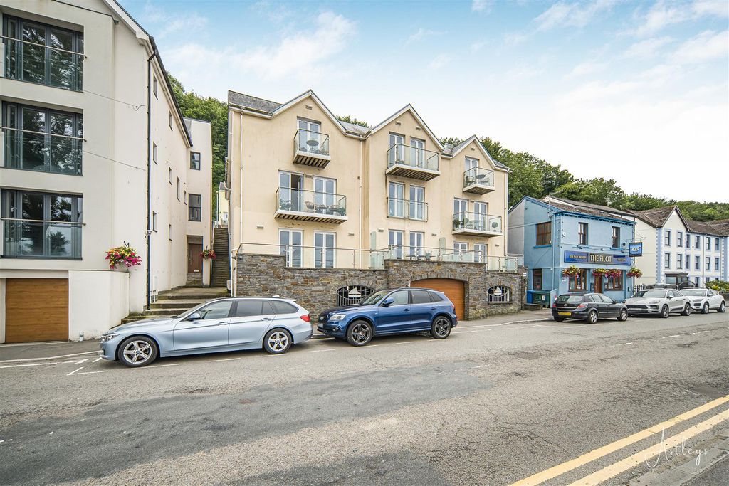 Additional image 4 of 1 bed flat for sale728 Mumbles Road, Mumbles, Swansea SA3