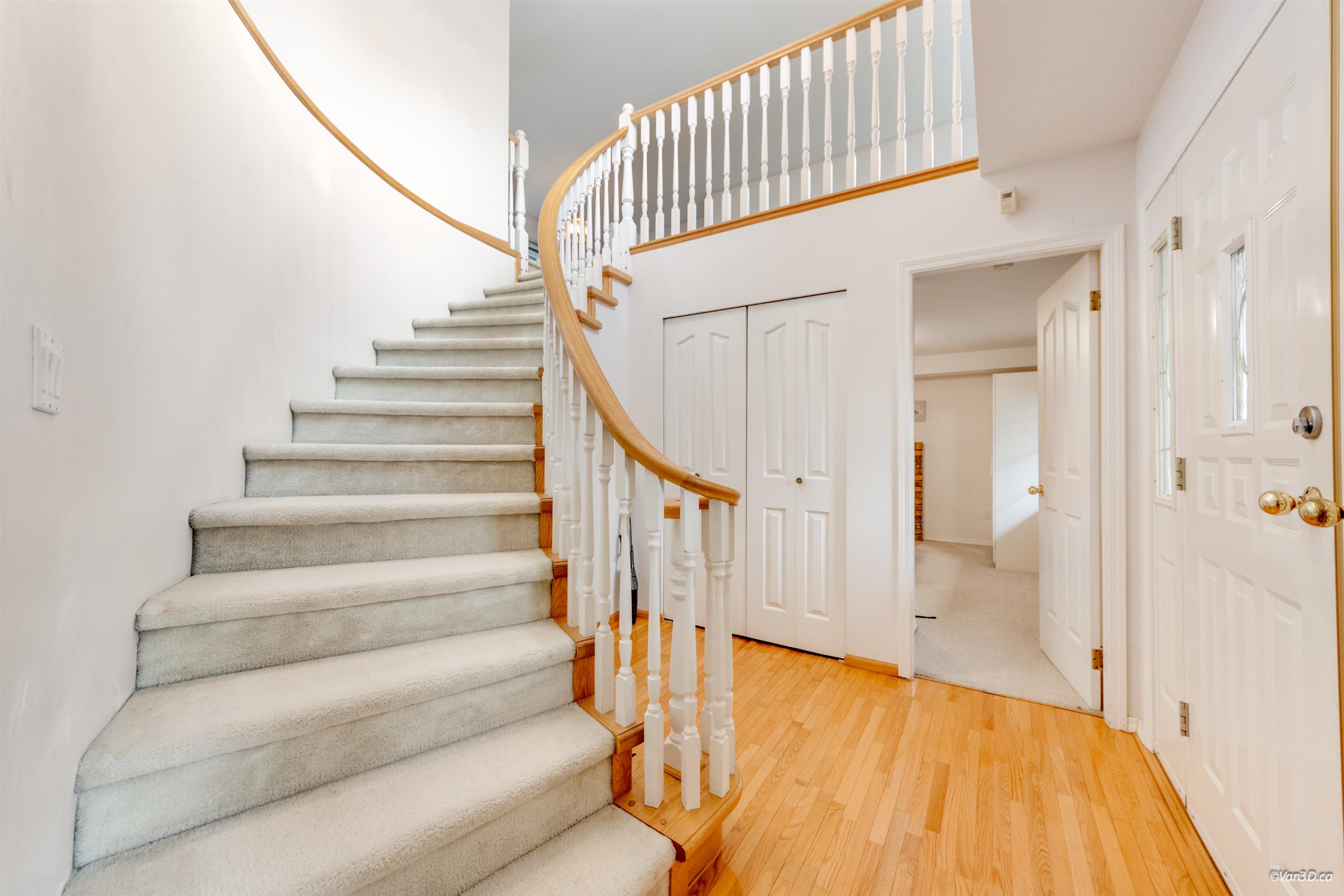Additional image 2 of 3315 El Casa Court, Coquitlam, BC, V3E 2P9