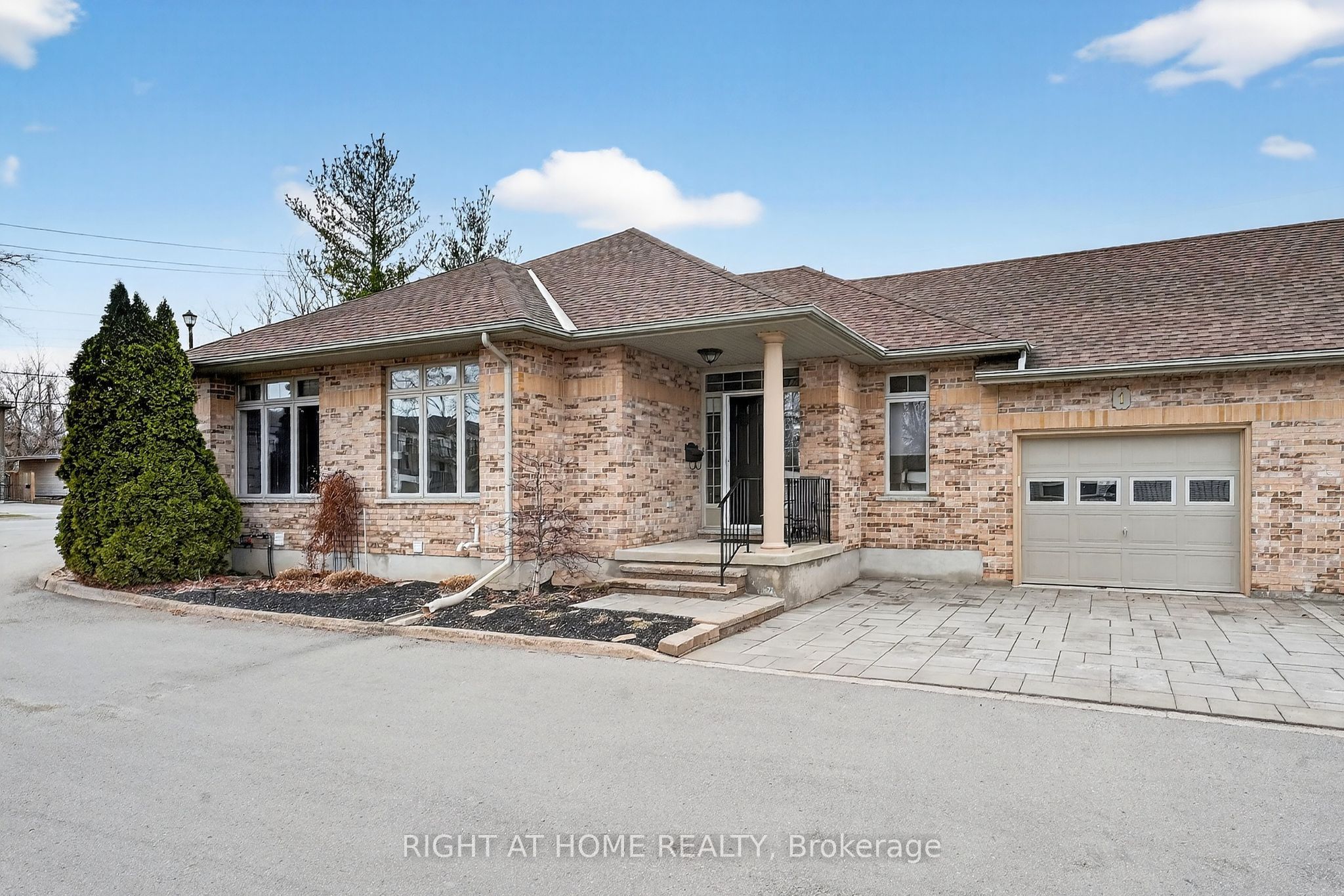 1-139 Glendale Avenue, St. Catharines, ON, L2T 2K2