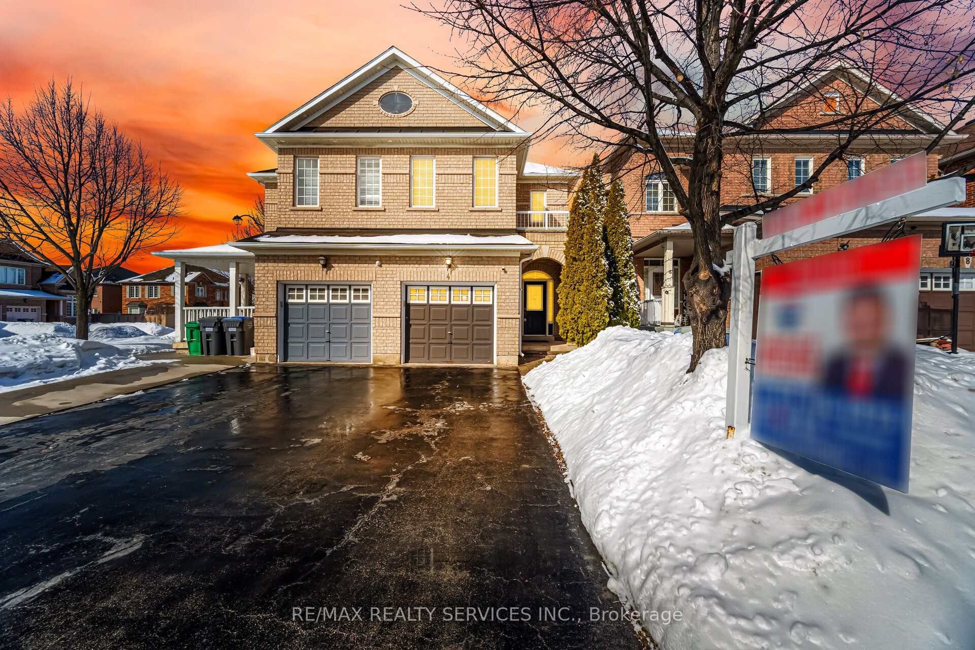 4 Rocky Point Crescent, Brampton, ON, L6V 4S8