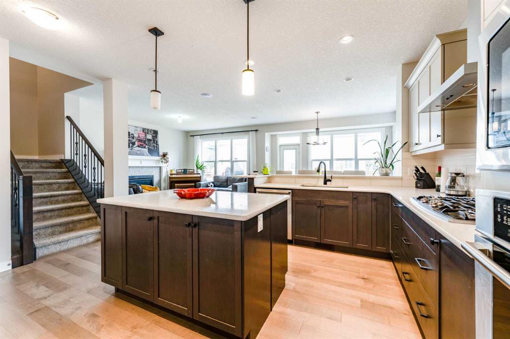 Additional image 2 of 42 Buckskin Way, Cochrane, AB, T4C 2P1