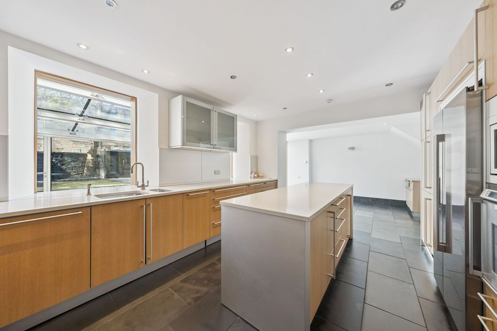 Additional image 8 of 6 bed town house for saleWestbourne Gardens, Dowanhill, Glasgow G12