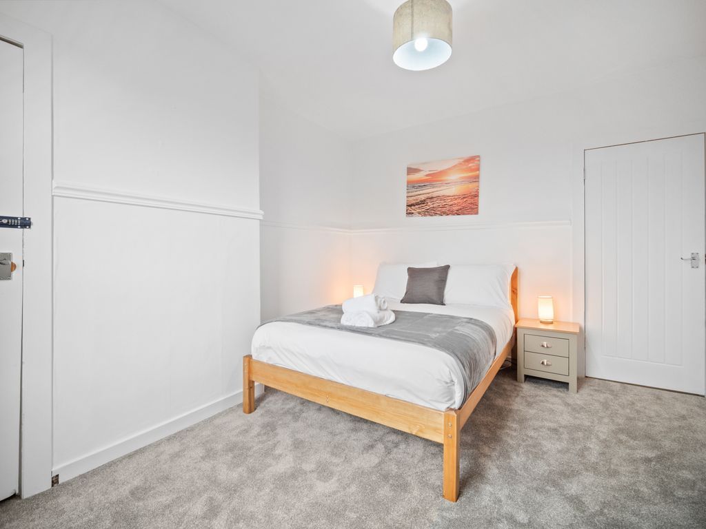 Additional image 6 of 2 bed flat to rentGlebe Road, Whitburn EH47