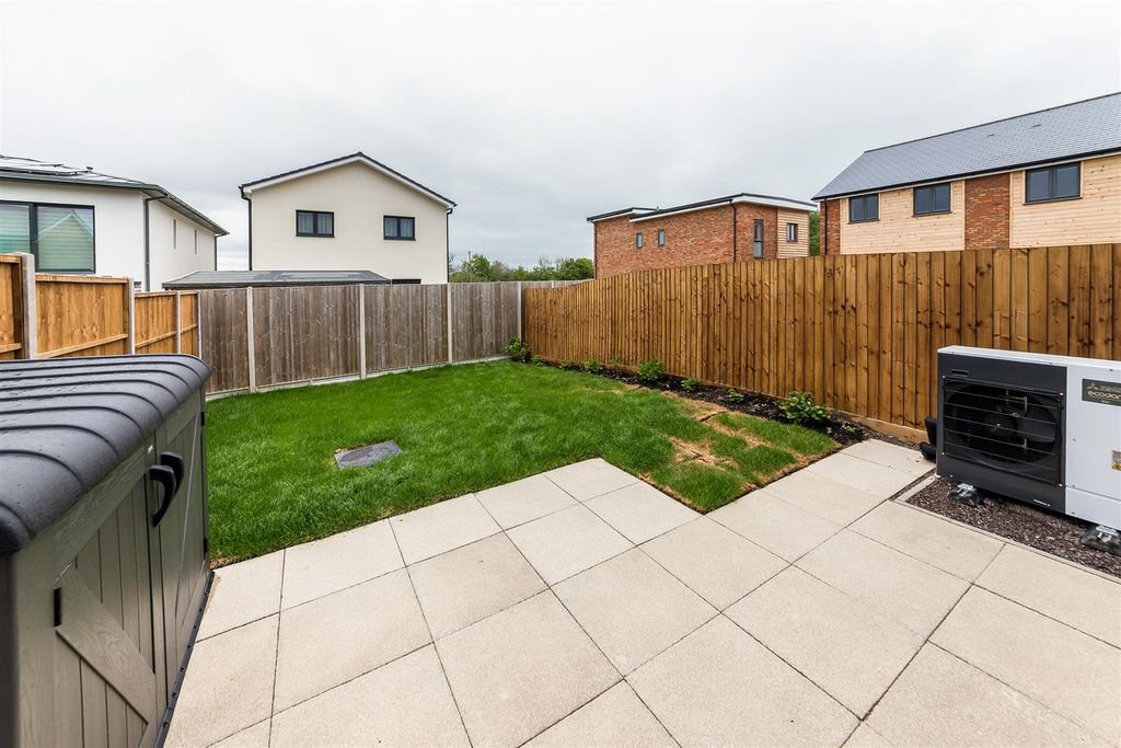 Additional image 19 of 3 bed semi-detached house to rentAnniversary Avenue East, Ambrosden OX25