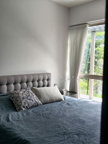 20 Harbourfront Avenue photo 2