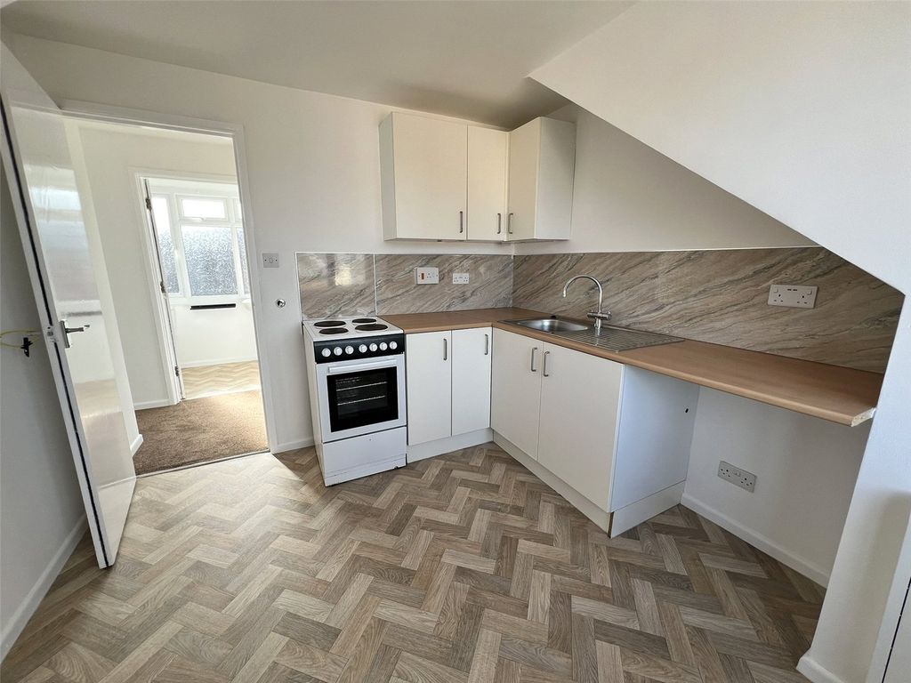 Additional image 2 of 1 bed flat to rentHigh Street, Williton, Somerset TA4