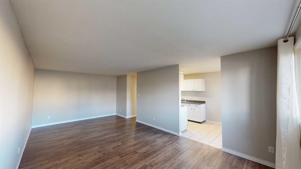 Additional image 3 of 104-10105 107 Avenue, Grande Prairie, AB, T8V1M1