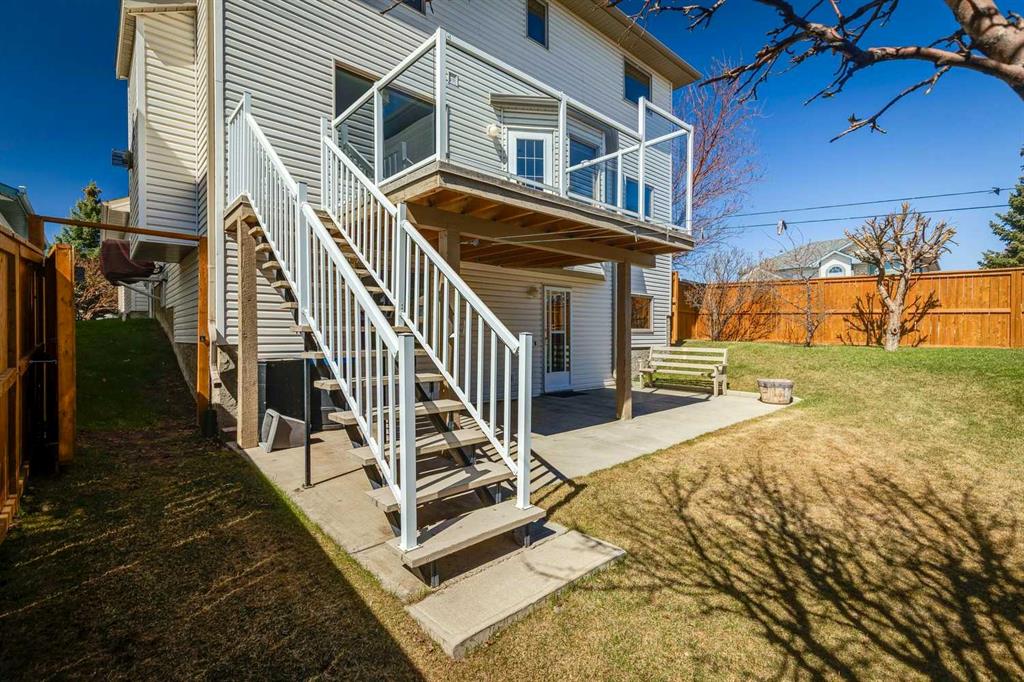 Additional image 5 of 135 Sceptre Close NW, Calgary, AB, T3L 1Y2