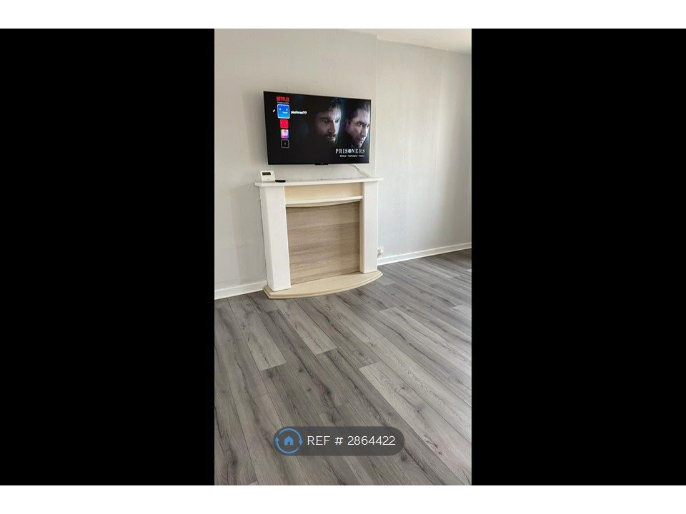 Additional image 5 of 3 bed flat to rentAlexander Avenue, Grangemouth FK3