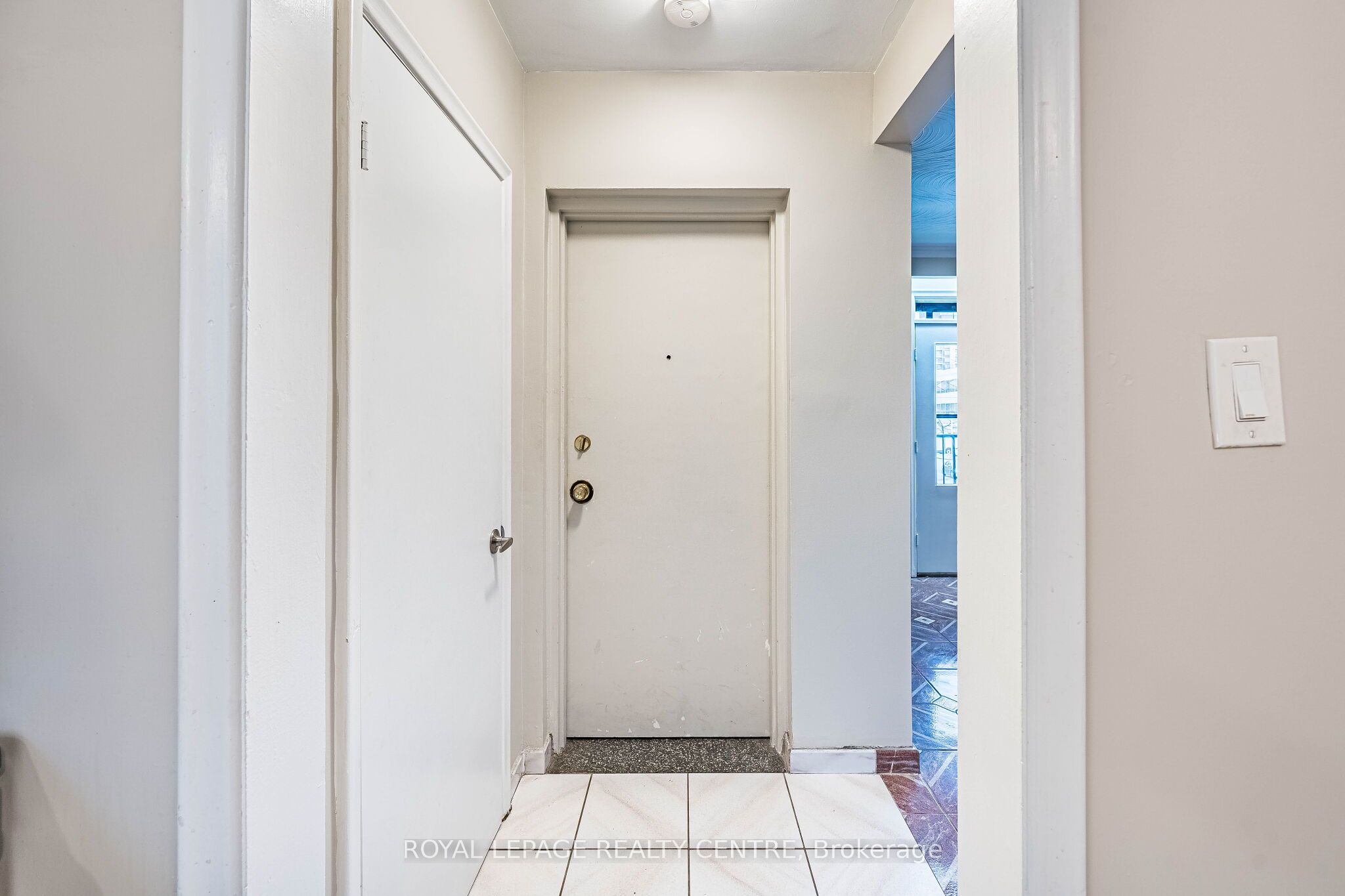 Additional image 4 of Unit 3-339 Sheppard Avenue E, Toronto, ON, M2N 3B3