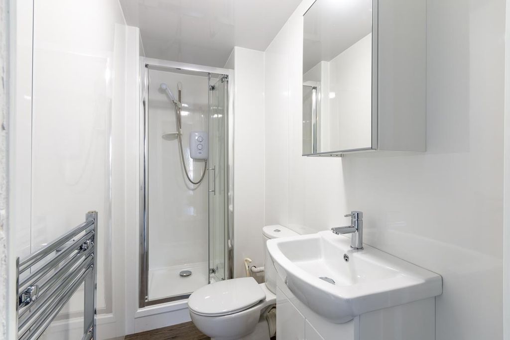 Additional image 17 of 7 bed shared accommodation to rentBernard Terrace, Edinburgh EH8