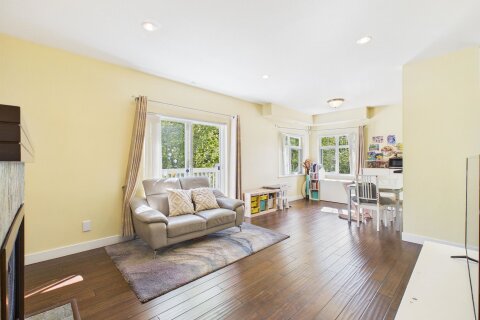 Additional image 7 of 141-7388 Macpherson Avenue, Burnaby, BC, V5J 0A1