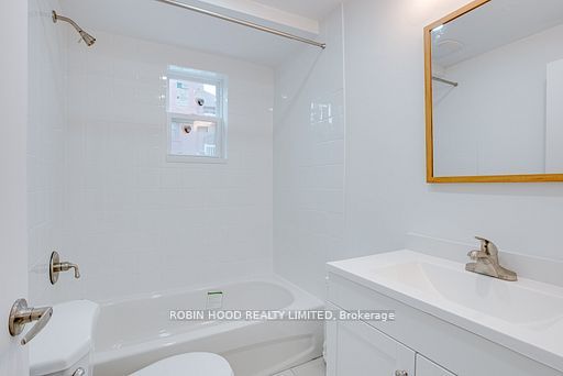 Additional image 5 of PH1-104 Gloucester Grove, Toronto, ON, M6C 2A8