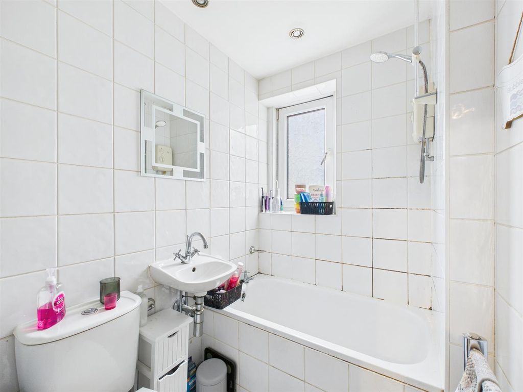 Additional image 5 of 1 bed flat for saleMary Street, Porthcawl CF36