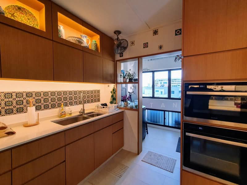 546 Serangoon North Avenue 3 photo 2