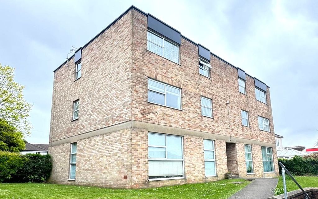 Additional image 7 of 2 bed flat to rentCharborough Road, Bristol BS34