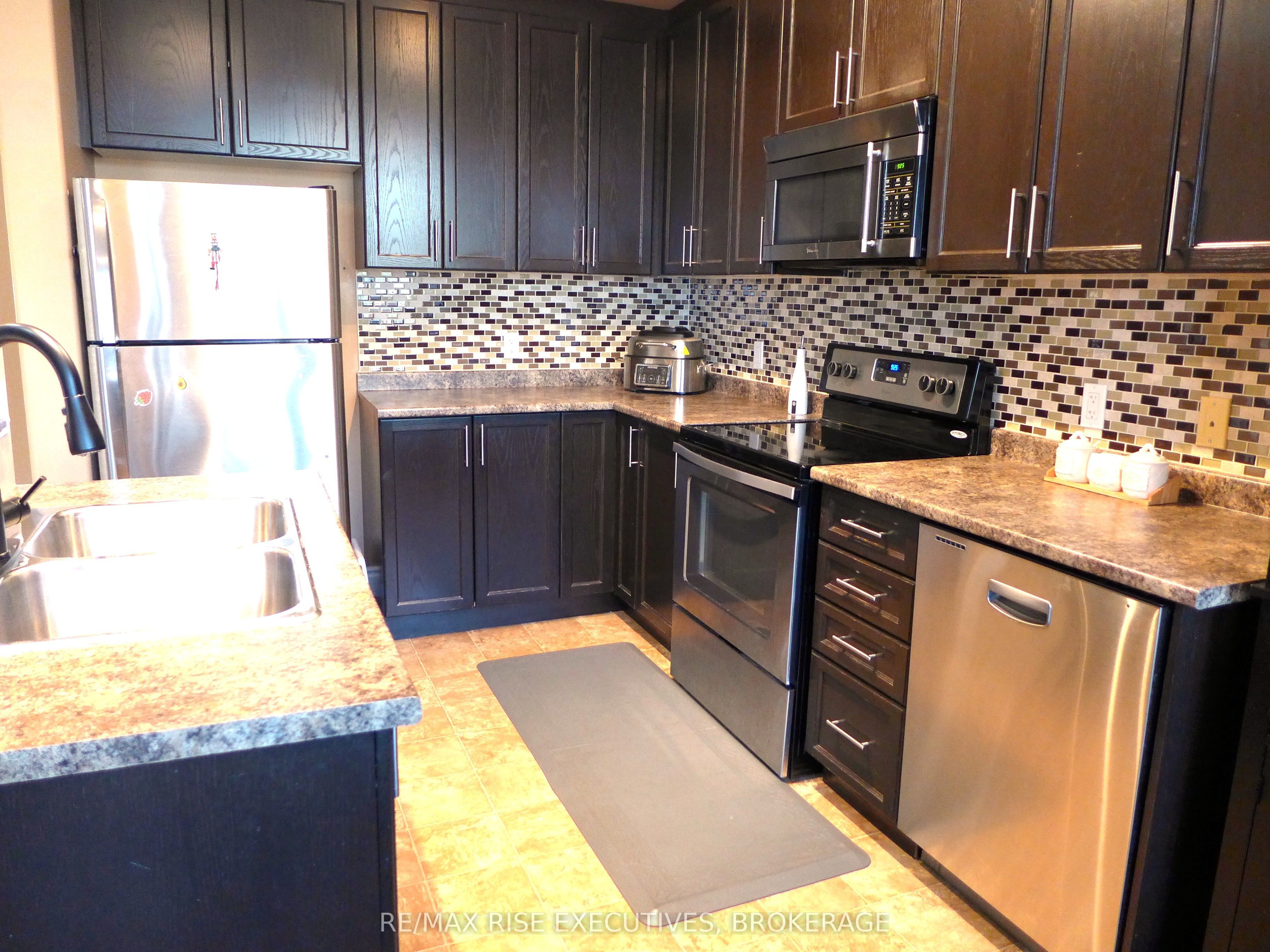 Additional image 5 of 314 Janette Street, Kingston, ON, K7L 4V2