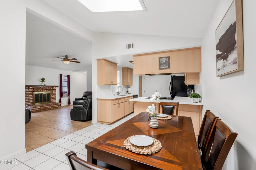 Additional image 48 of 220 Elizabeth Court, Santa Paula, CA 93060