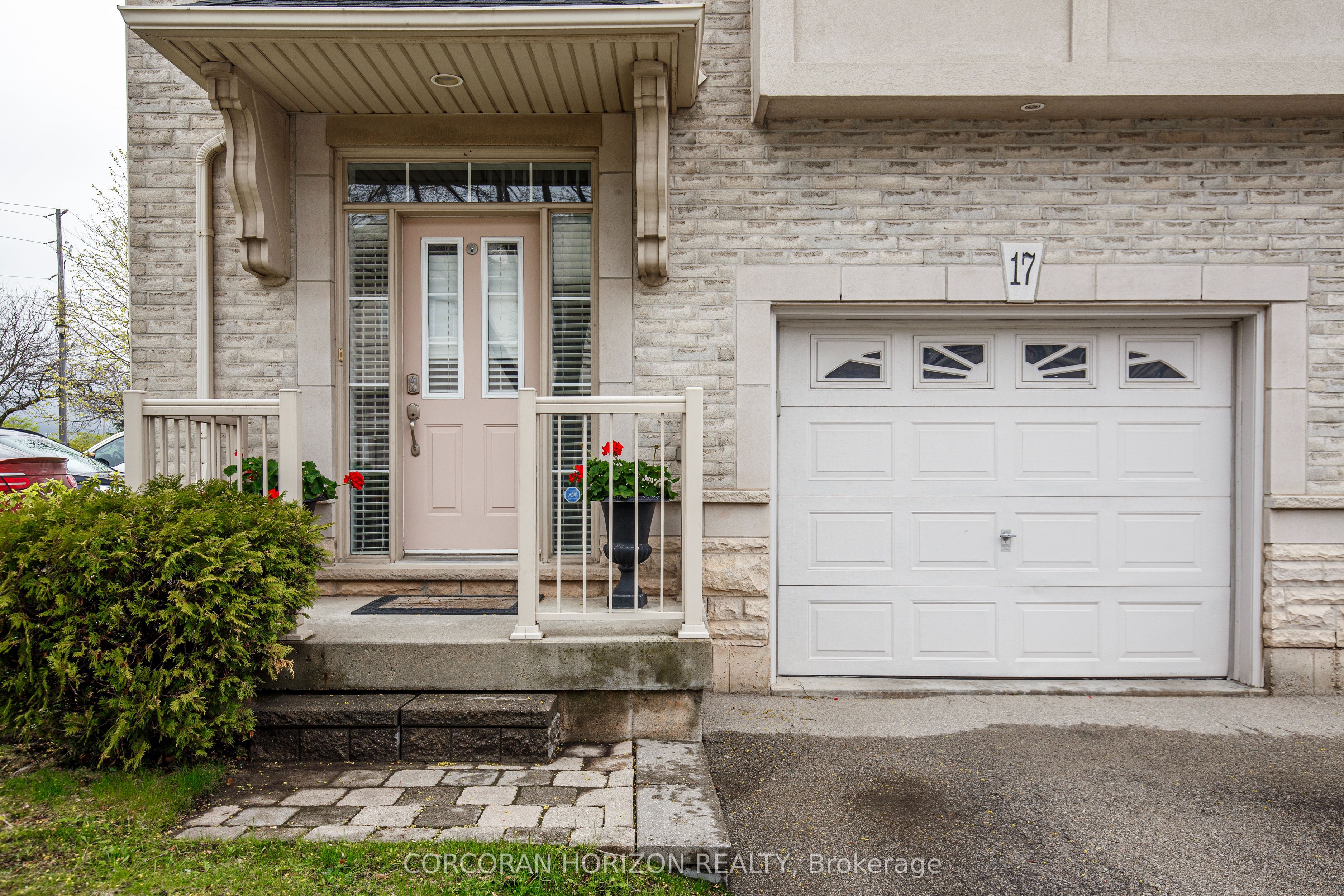 Additional image 3 of 17-5080 Fairview Street, Burlington, ON, L7L 7E9