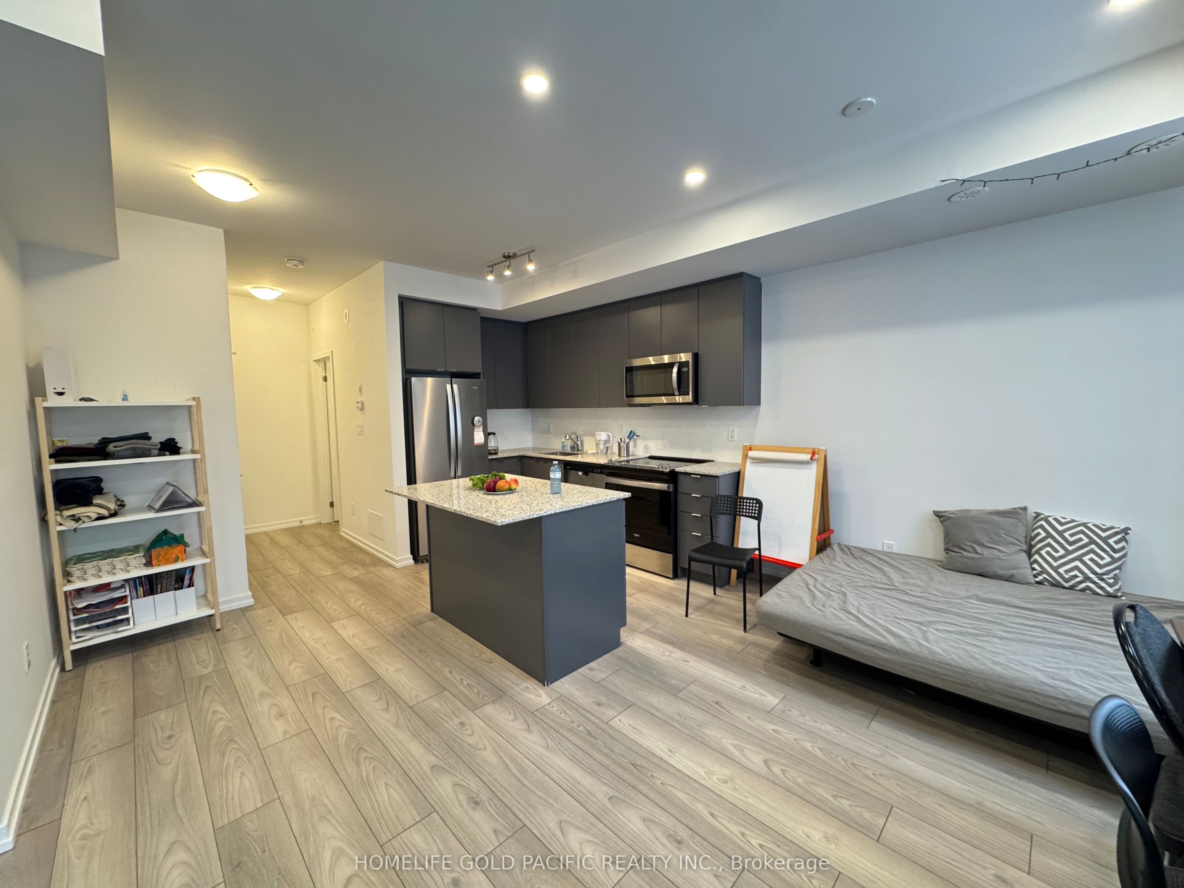 Additional image 5 of 7-22 Lytham Green Circle, Newmarket, ON, L3Y 0H4