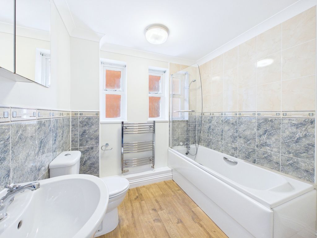 Additional image 9 of 3 bed flat to rentRegency House, 30 Princes Gate, Peterborough PE1