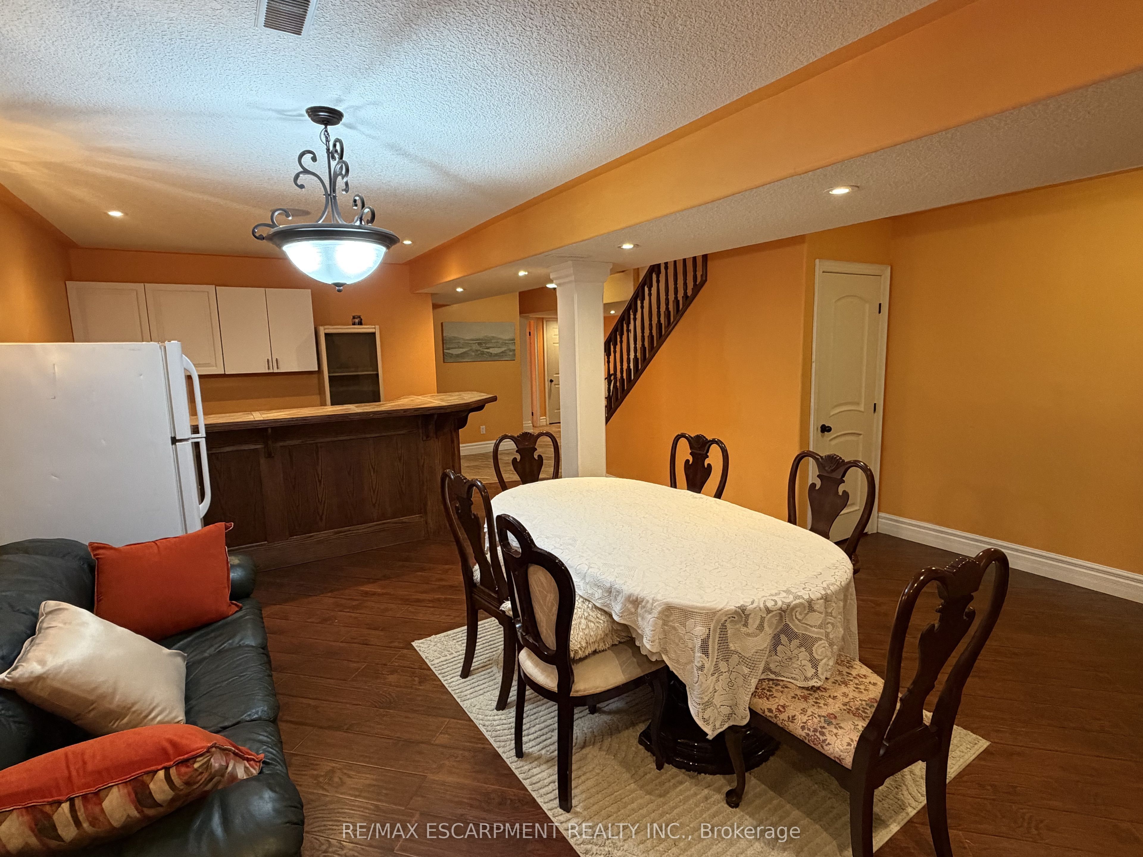 Additional image 6 of 2 Pineridge Drive, Hamilton, ON, L9A 5K2
