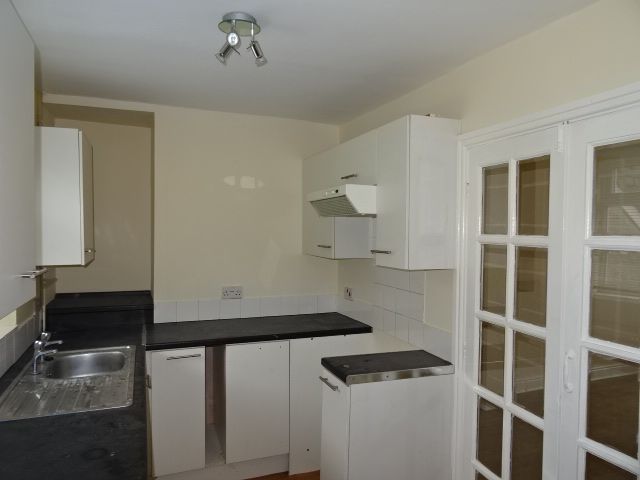 Additional image 6 of 2 bed terraced house to rentFox Street, Treharris CF46
