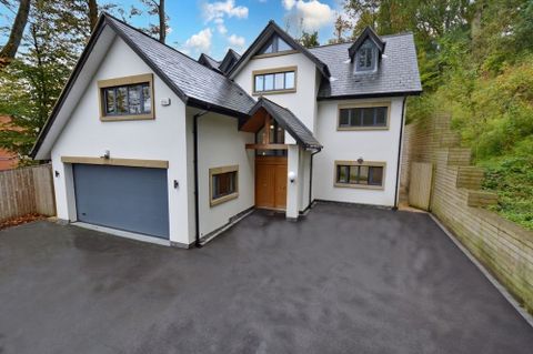 Lowther Road, Prestwich M25