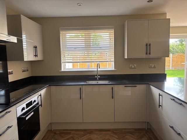 Additional image 9 of 5 bed property to rentIslawen Meadows, Pencoed, Pencoed CF35