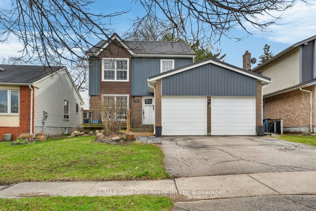 54 Deerwood Crescent, Kitchener, ON, N2N 1R3