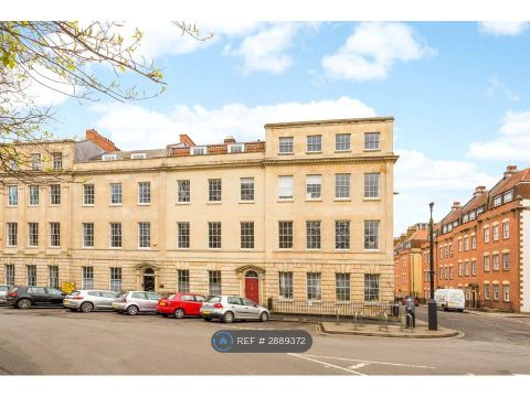 Portland Square, Bristol BS2