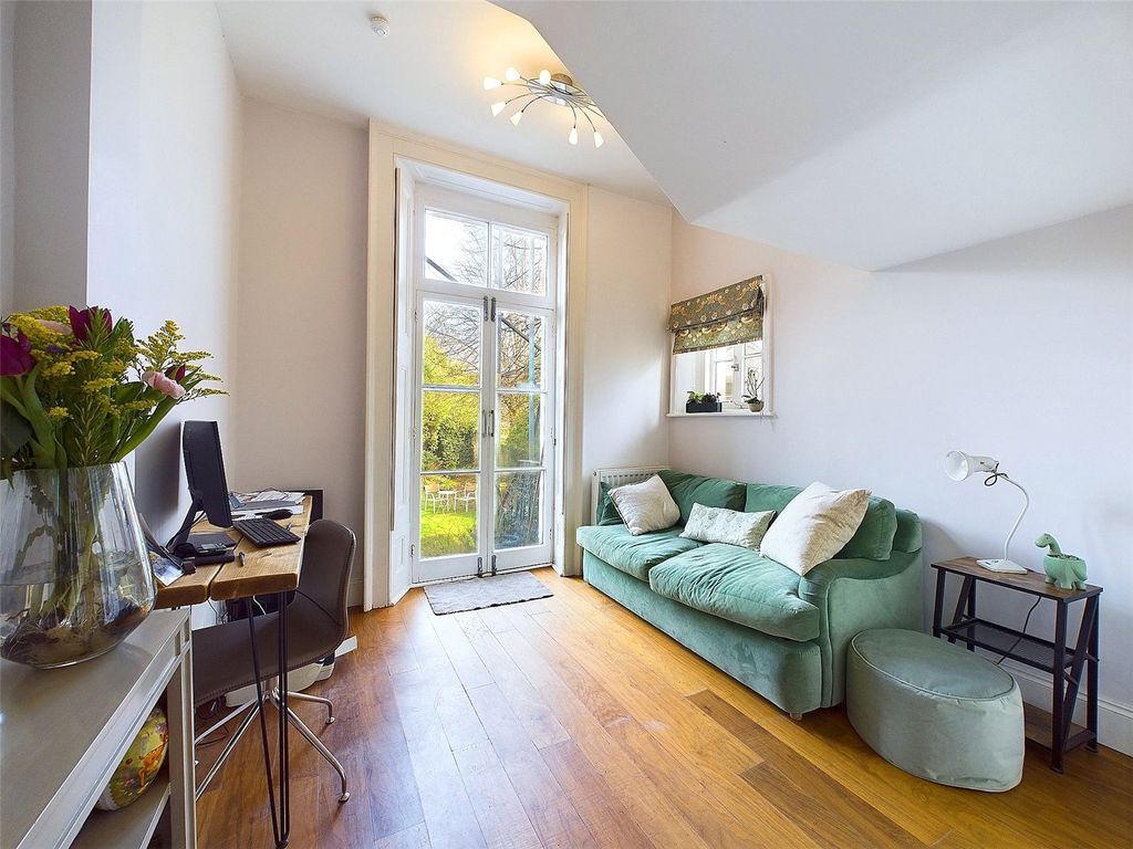 Additional image 9 of 2 bed flat to rentPortland Terrace, Richmond TW9