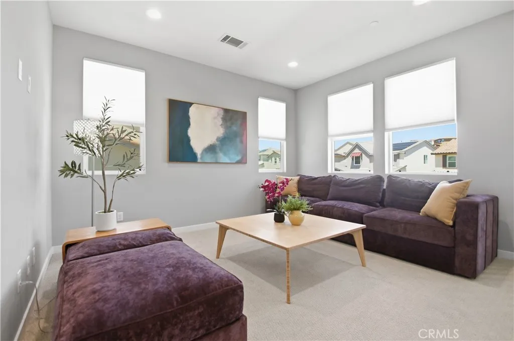 Additional image 49 of 18138 Tableau Way, Canyon Country, CA 91350